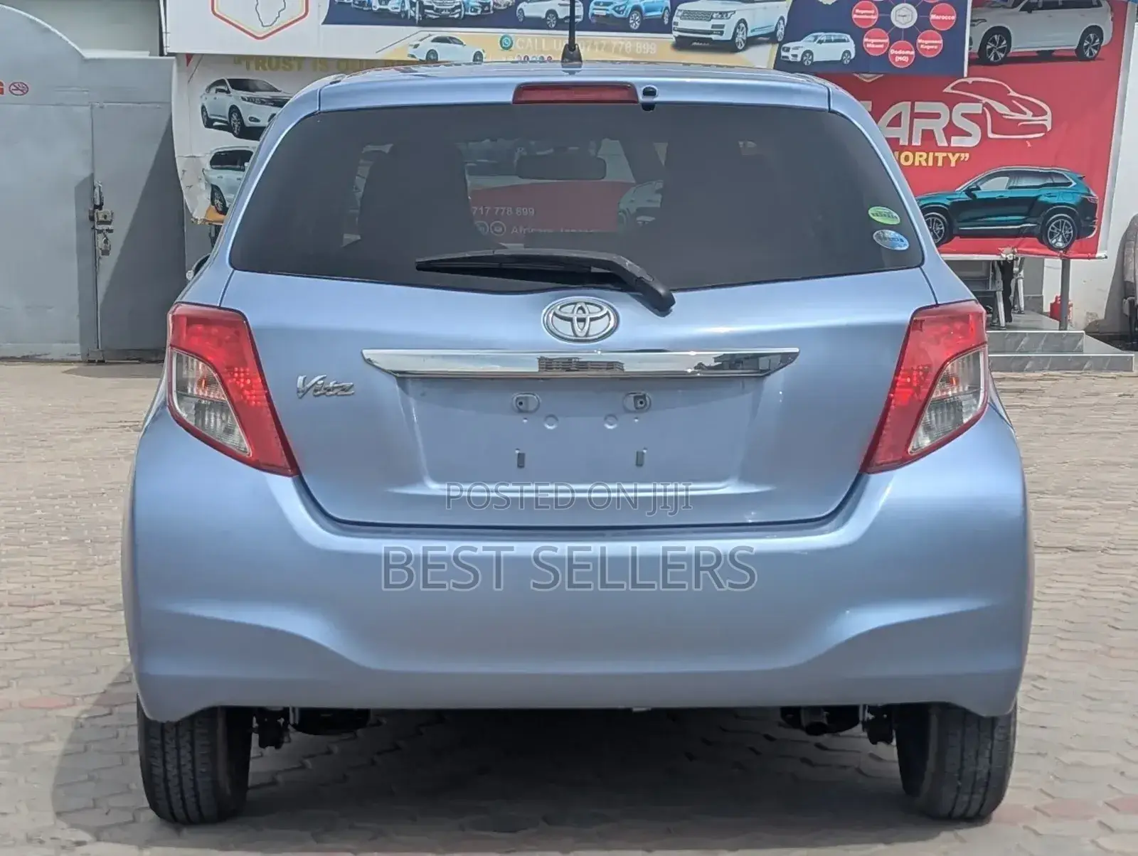 Toyota Vitz 1.3 AWD 5dr 2014 Blue