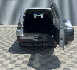 Mitsubishi Pajero 2007 Silver