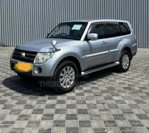 Mitsubishi Pajero 2007 Silver