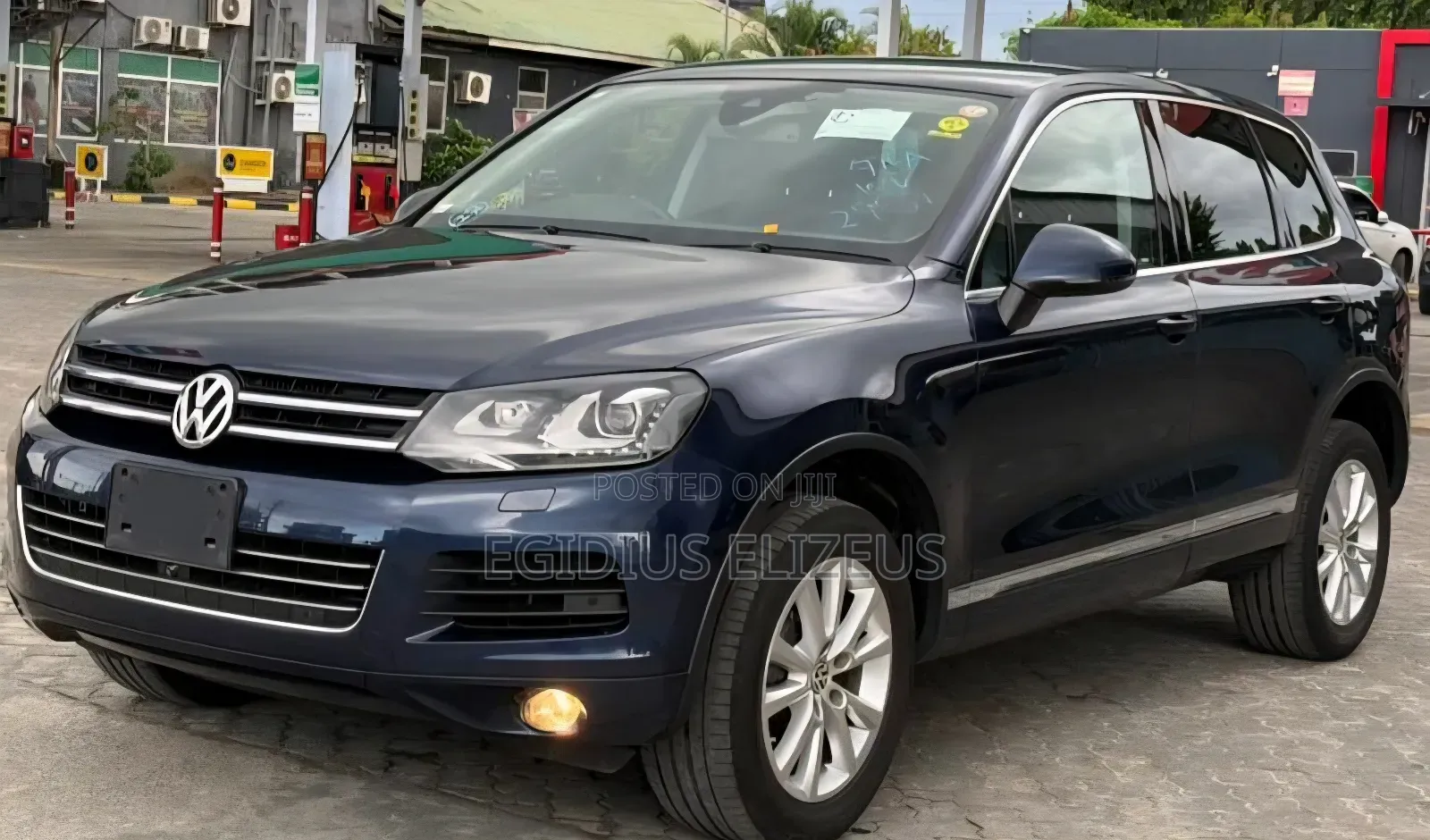Volkswagen Touareg 2011 Blue