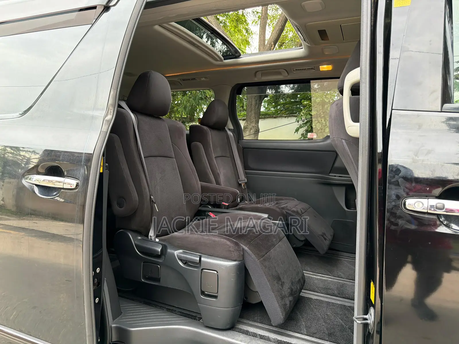 Toyota Alphard 2009 Black