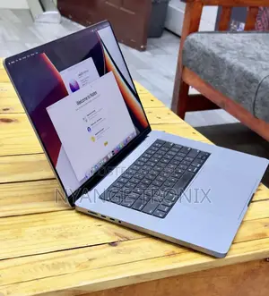 Laptop Apple MacBook Pro M1 64GB Apple M1 Max SSD 1T