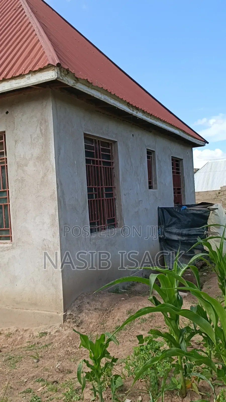 3bdrm House in Mkolani for sale