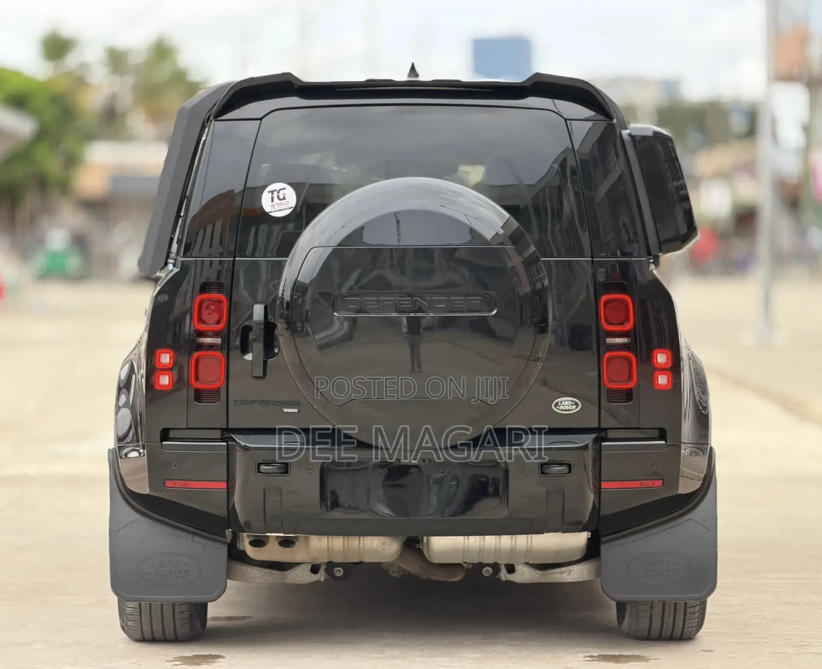 Land Rover Defender X-Dynamic SE 2023 Black