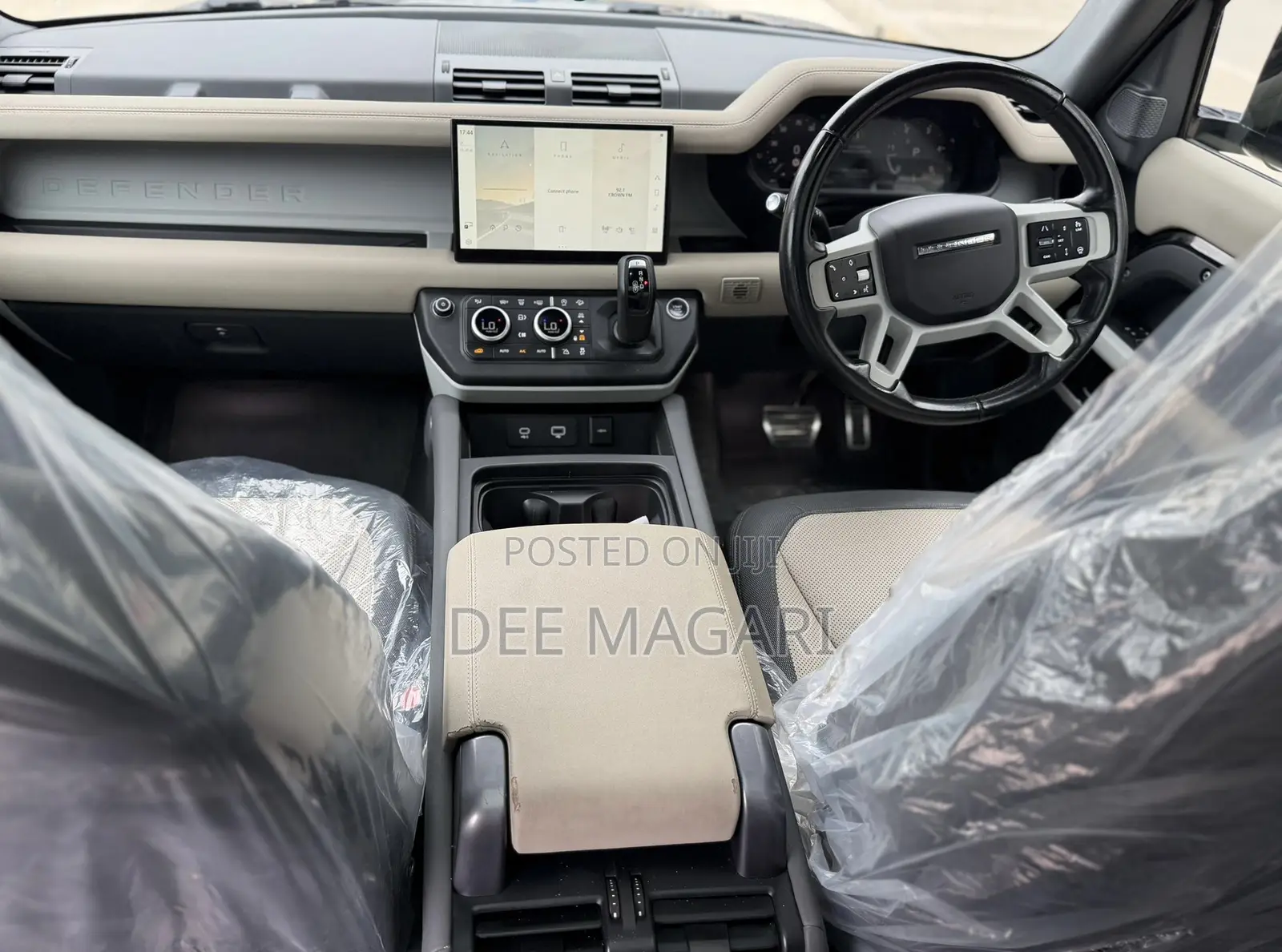 Land Rover Defender X-Dynamic SE 2023 Black