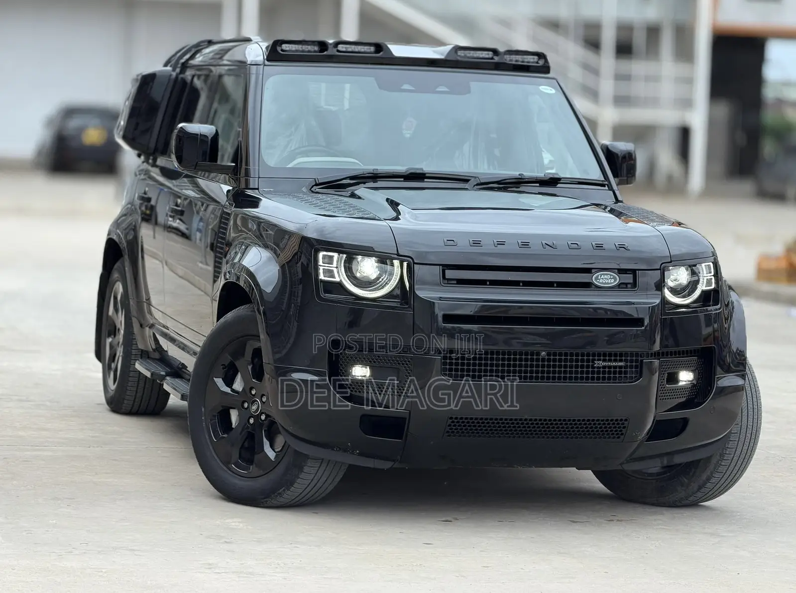 Land Rover Defender X-Dynamic SE 2023 Black