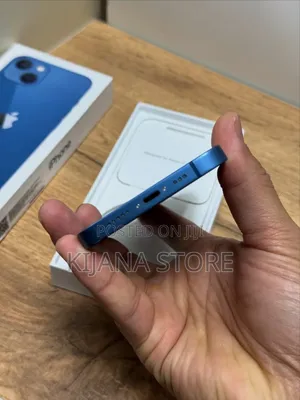 New Apple iPhone 13 128 GB Blue