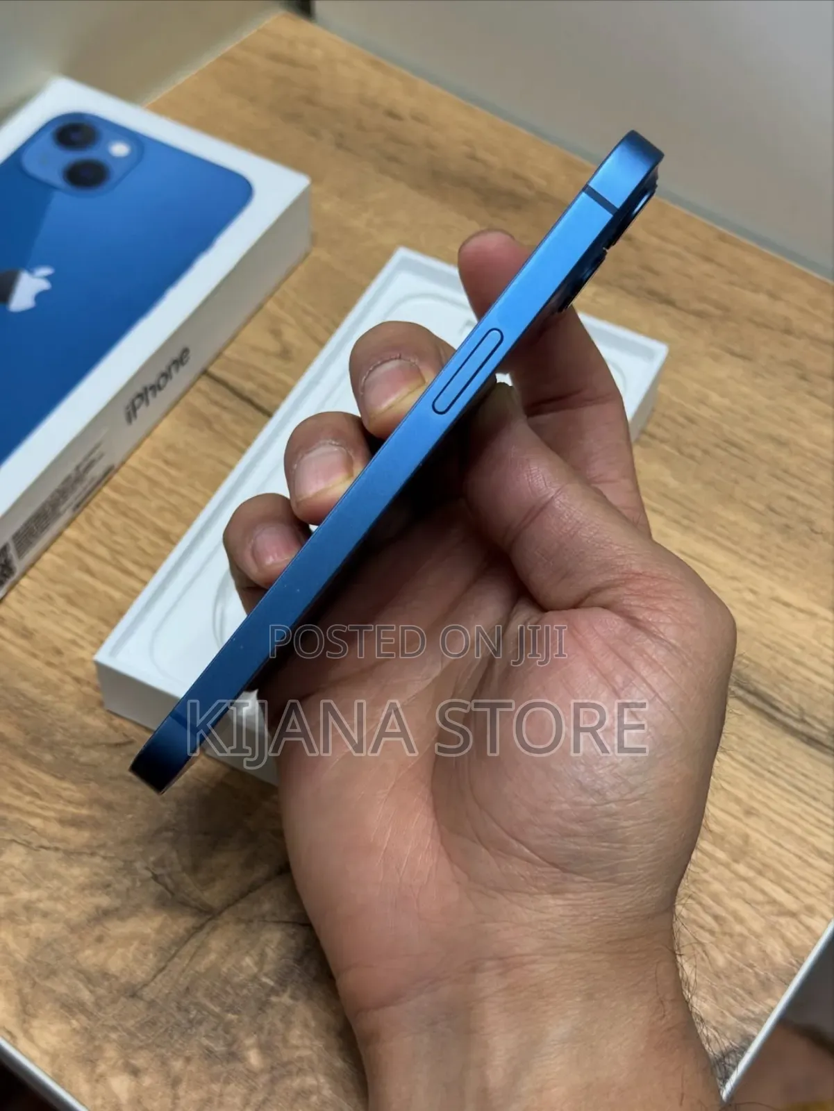 New Apple iPhone 13 128 GB Blue