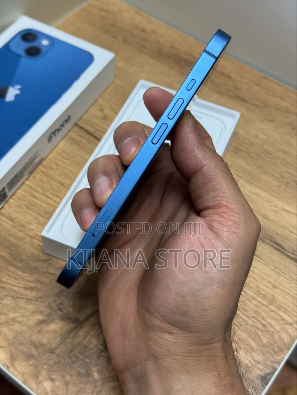 New Apple iPhone 13 128 GB Blue