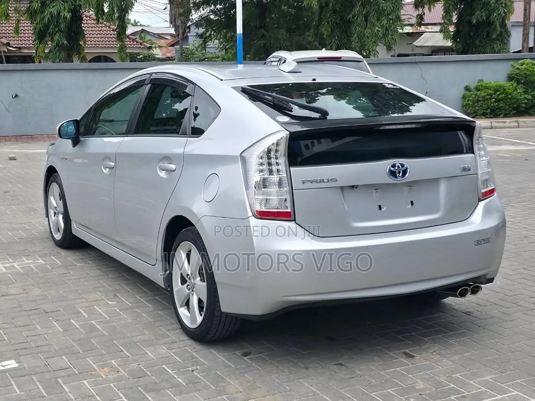 Toyota Prius 2010 Silver