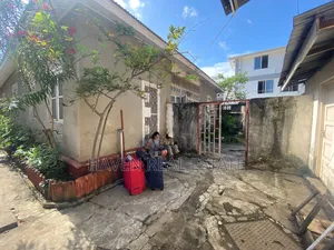 4bdrm House in Central for sale