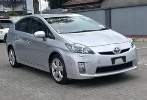 Toyota Prius 2010 Silver