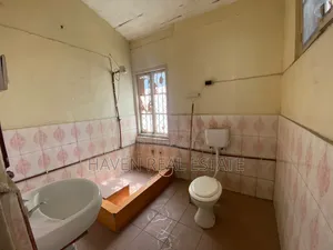 4bdrm House in Central for sale