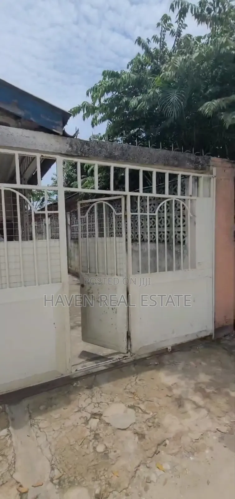 3bdrm House in Sinza for sale