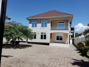 4bdrm Block of Flats in Mchakama Real Estate, Mbweni for sale