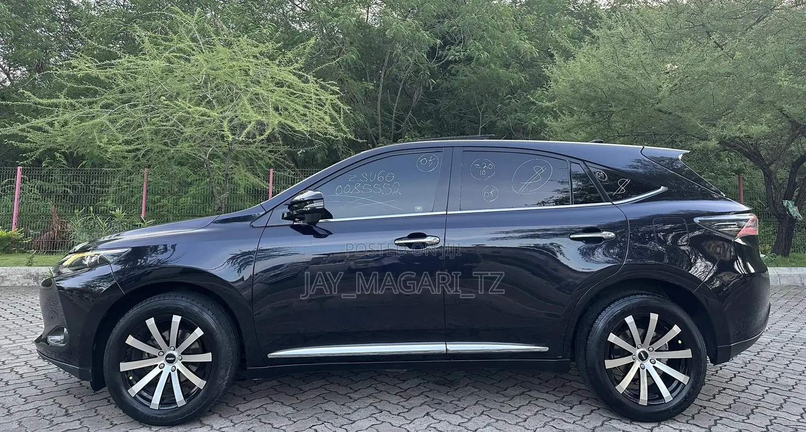 Toyota Harrier 2016 Black