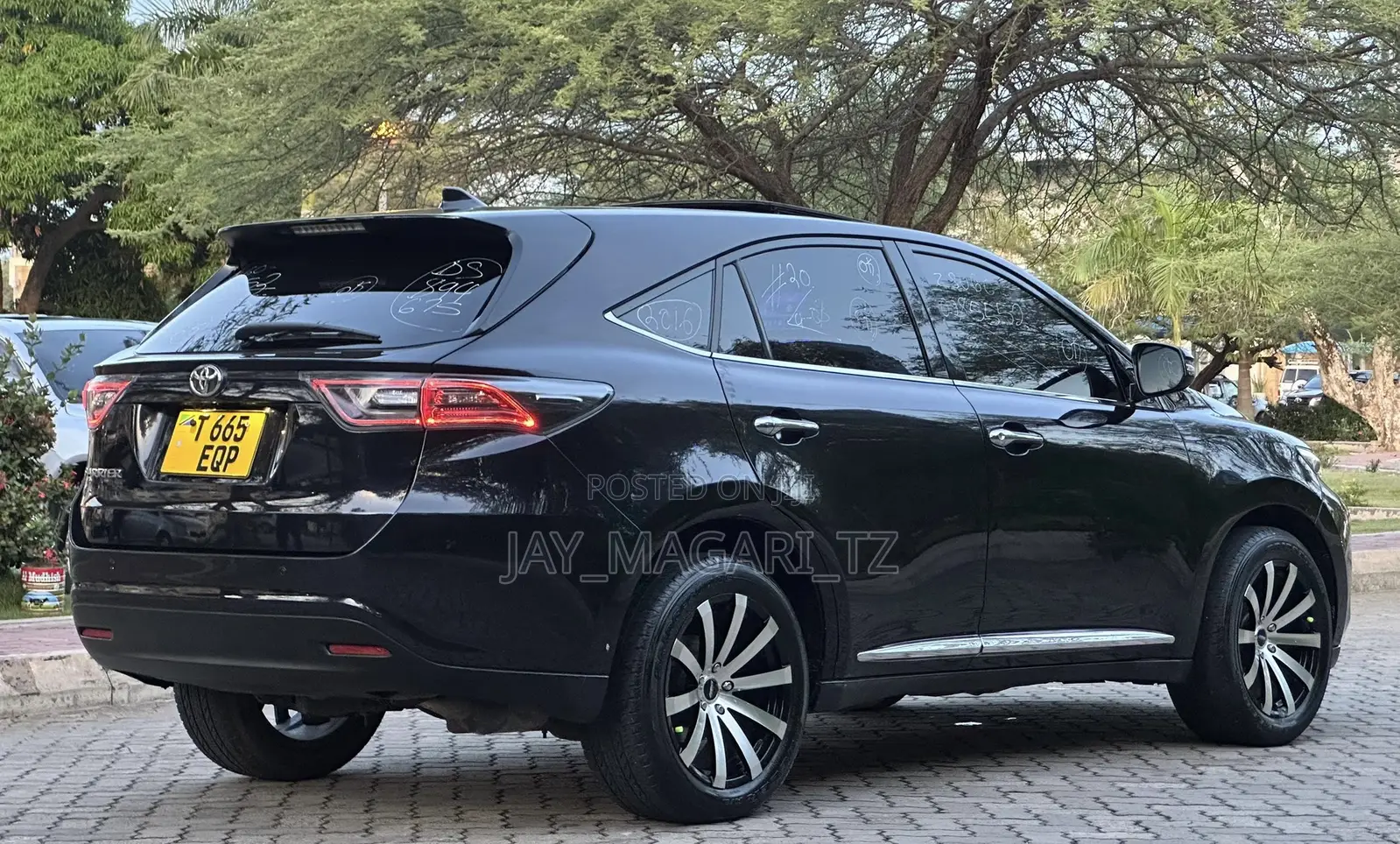 Toyota Harrier 2016 Black