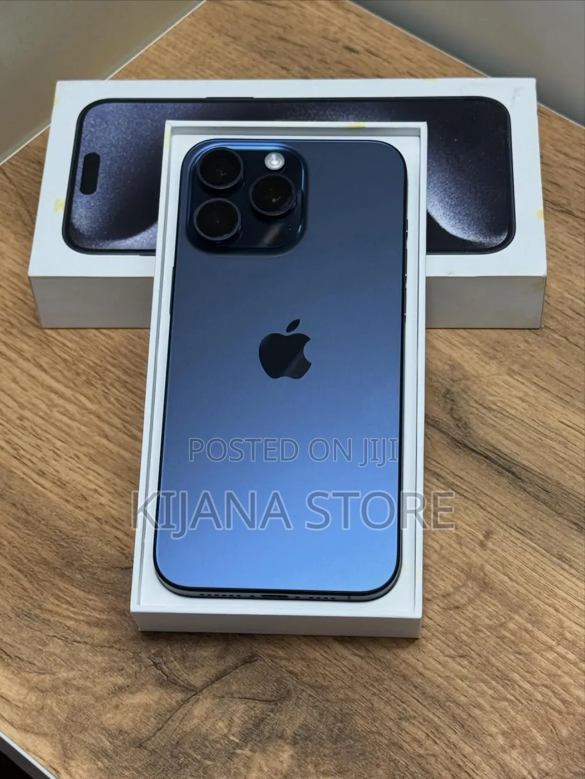 New Apple iPhone 15 Pro Max 256 GB Silver