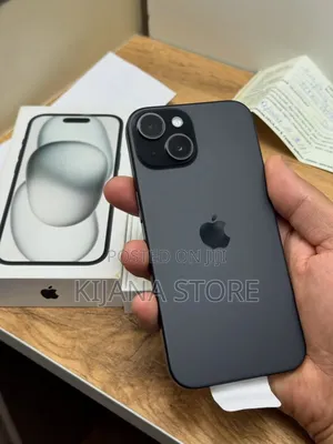 New Apple iPhone 15 128 GB Black