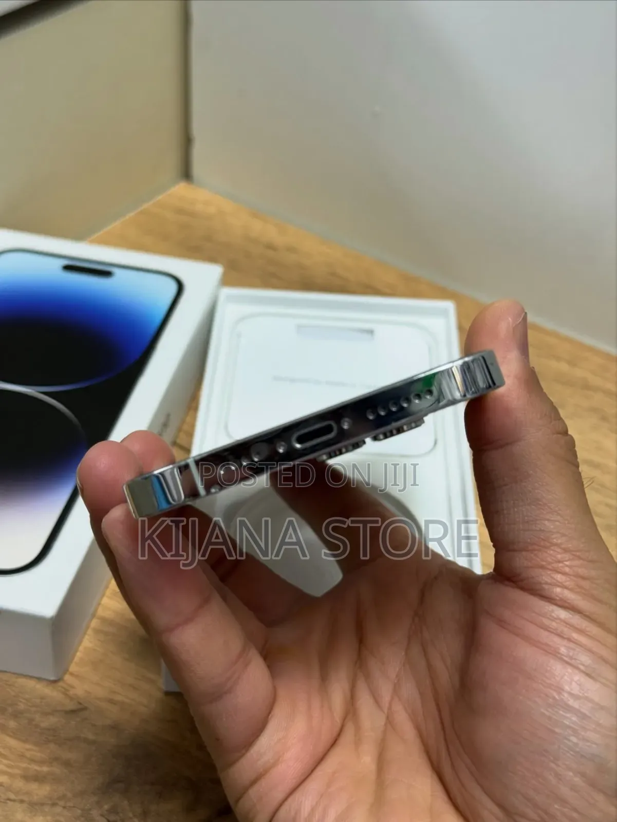 New Apple iPhone 14 Pro Max 128 GB White