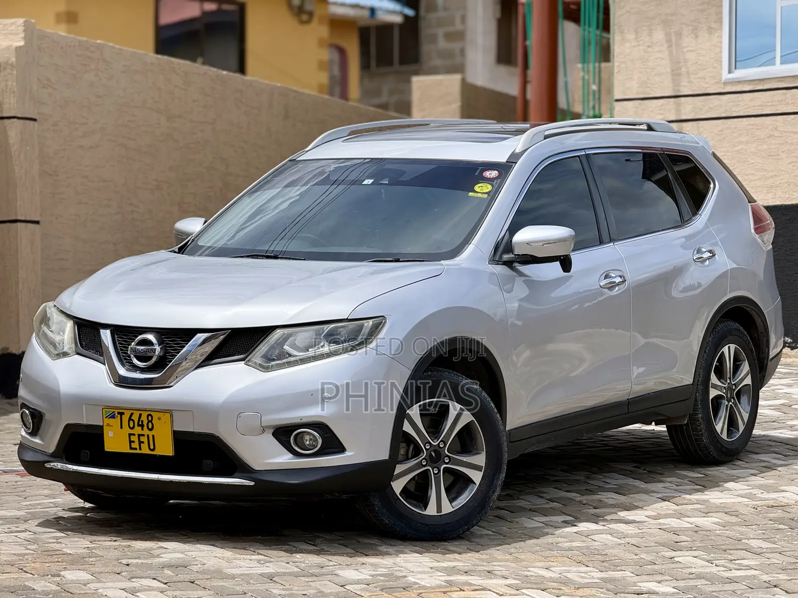 Nissan X-Trail 2015 Silver