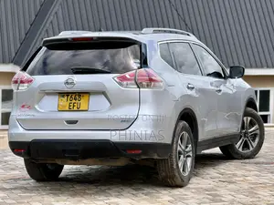 Nissan X-Trail 2015 Silver