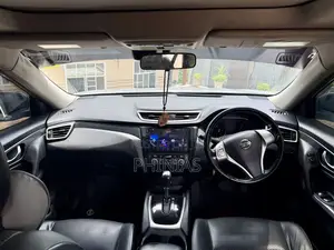 Nissan X-Trail 2015 Silver