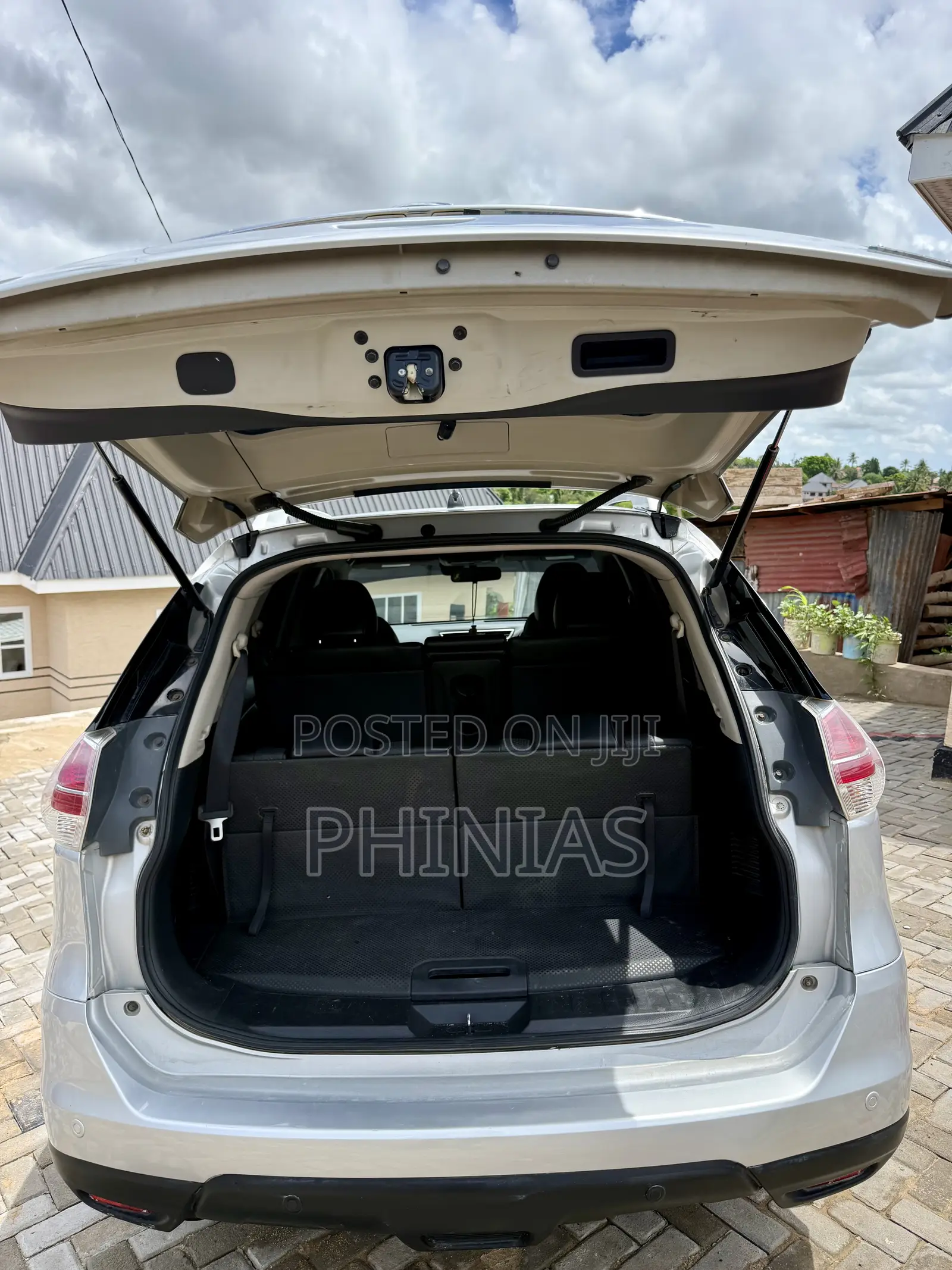 Nissan X-Trail 2015 Silver