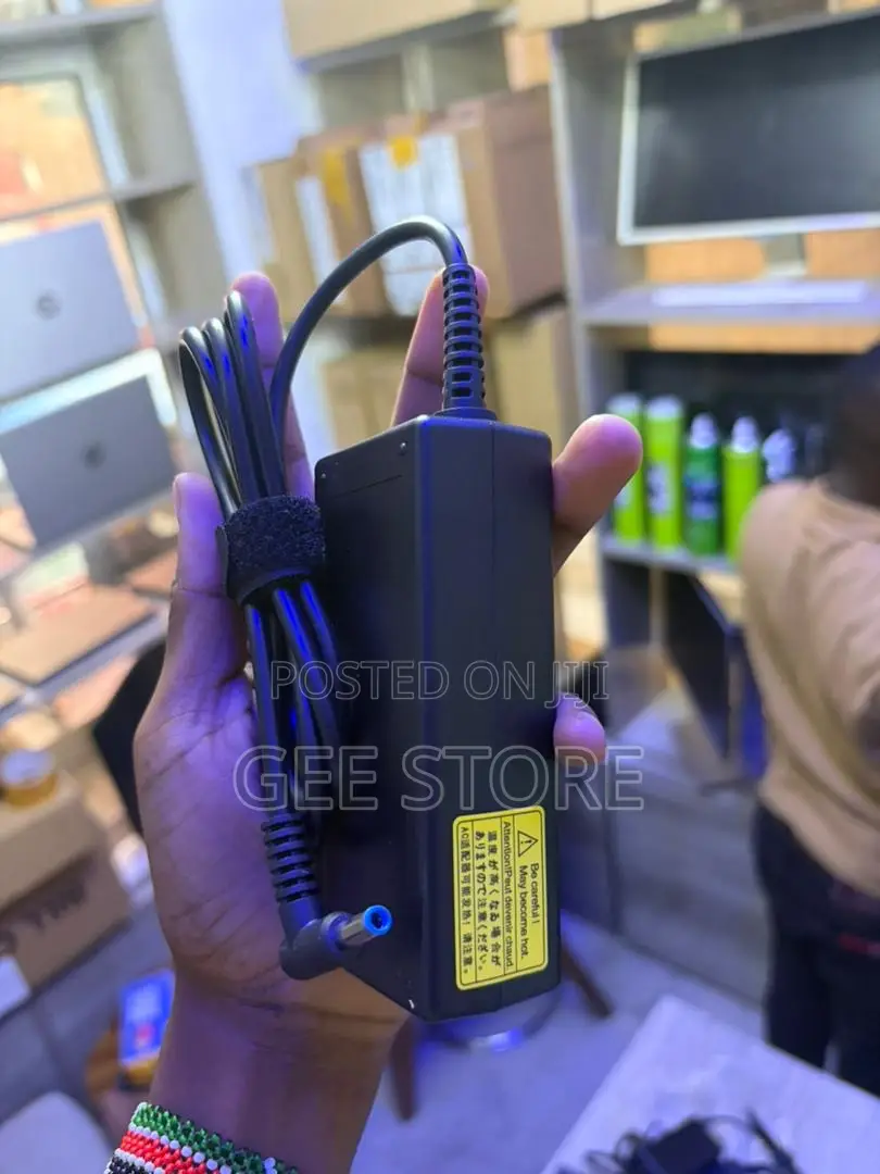 Complete Blue Pin Charger