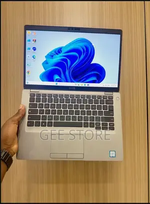 Dell Latitude 5400 I7 8th Gen 8/512gb