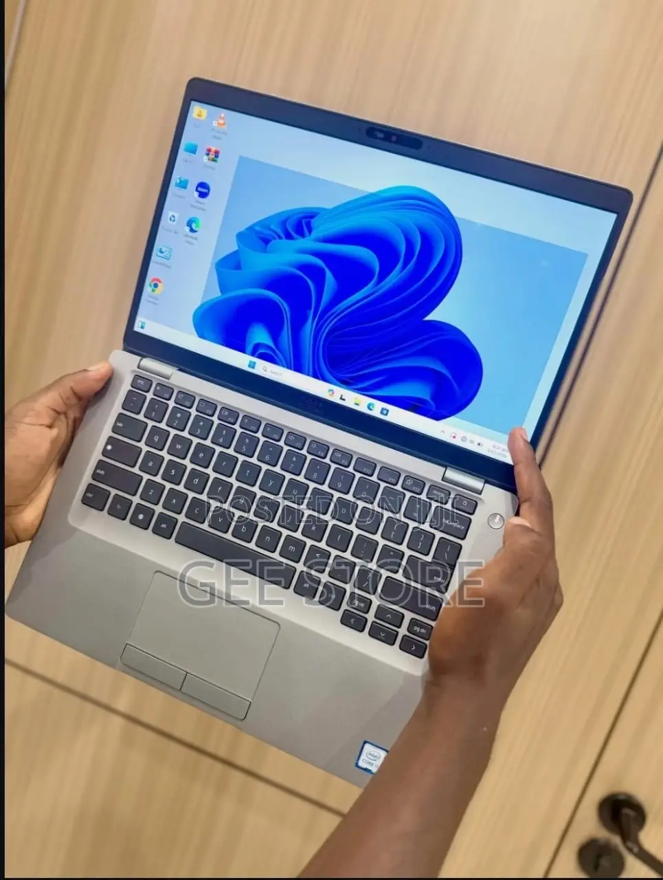 Dell Latitude 5400 I7 8th Gen 8/512gb