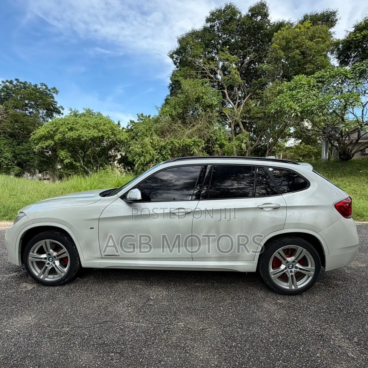 BMW X1 xDrive28i 4dr SUV AWD (2.0L 4cyl Turbo 8A) 2014 White