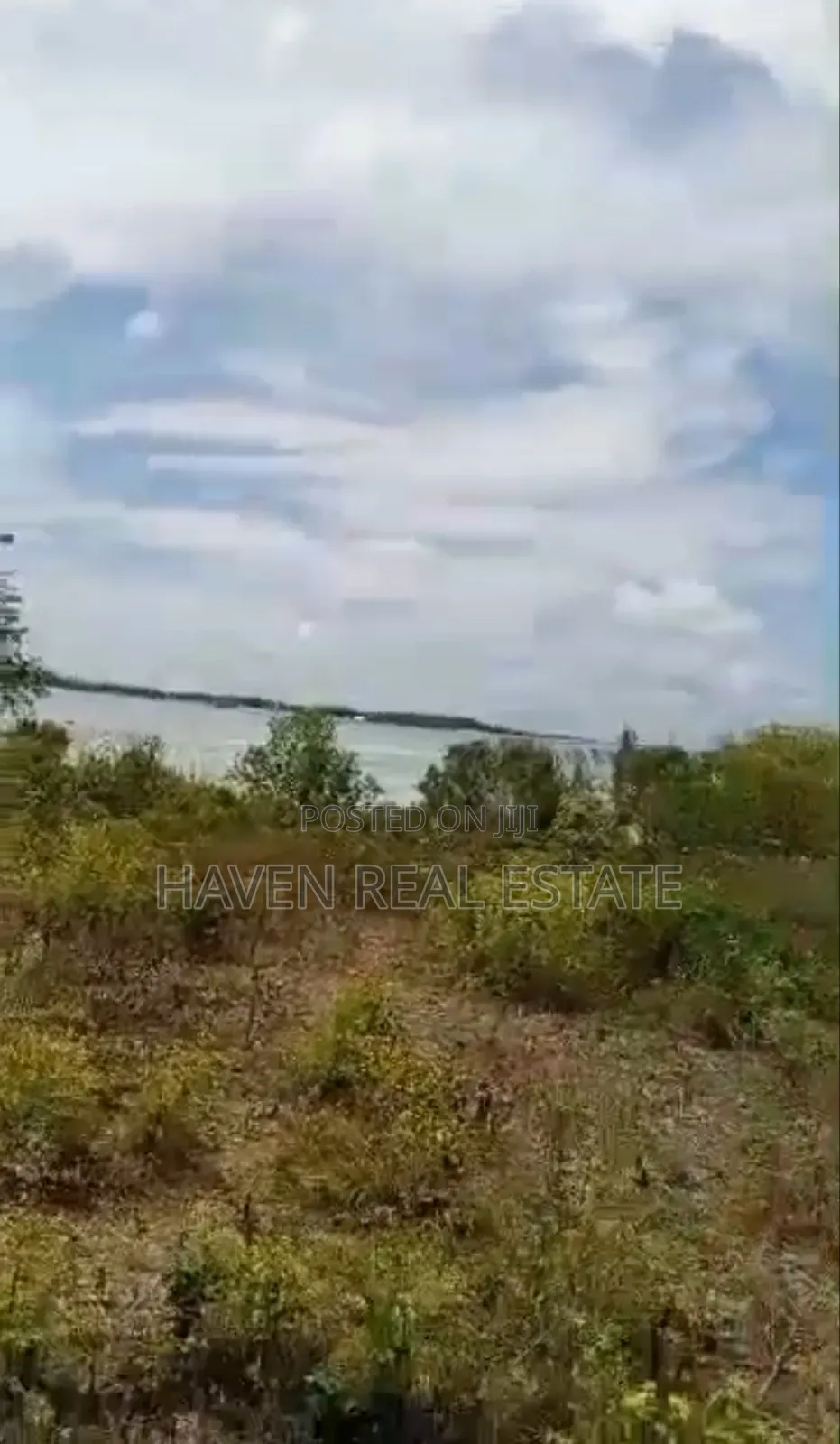 Beach Plot for Sale at Zanzibar Pongwe