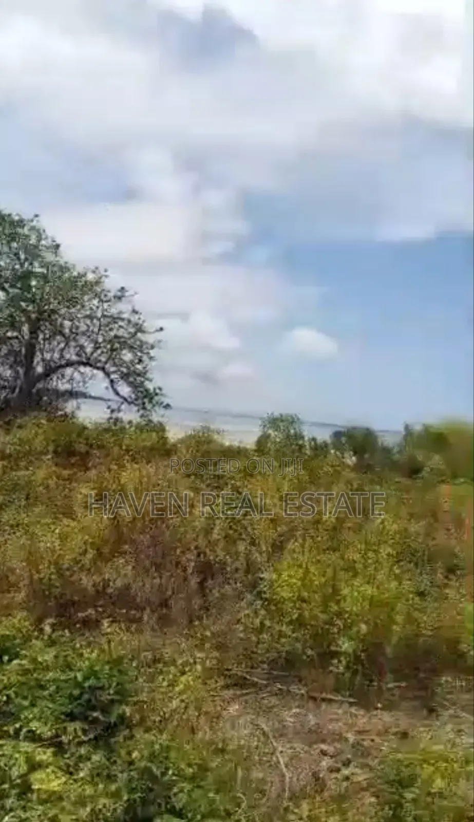 Beach Plot for Sale at Zanzibar Pongwe