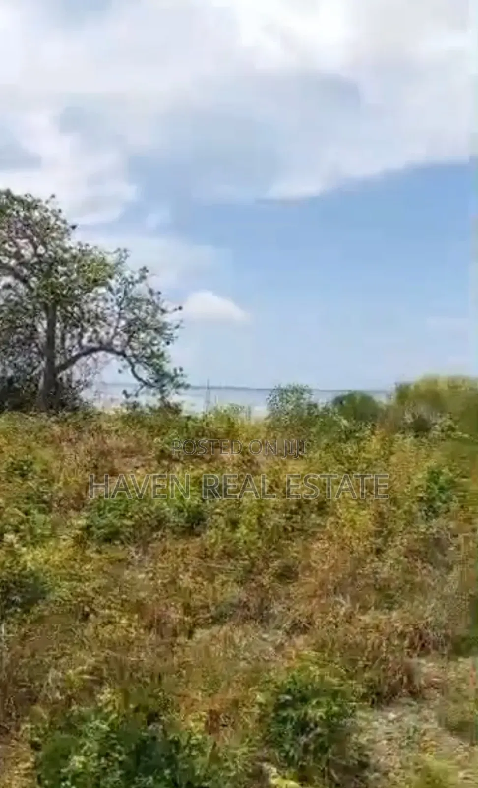 Beach Plot for Sale at Zanzibar Pongwe