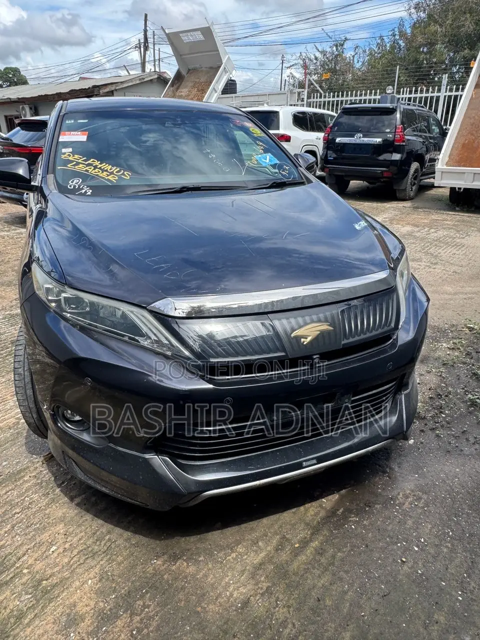 Toyota Harrier 2.0 2014 Blue