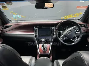 Toyota Harrier 2.0 2014 Blue