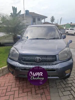 Toyota RAV4 2.0 2005 Gray