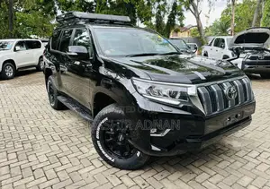 Toyota Land Cruiser Prado 2.8 2021 Black