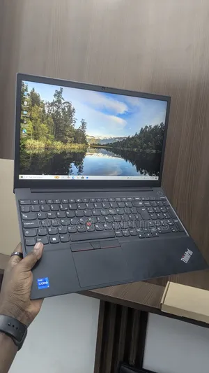 Laptop Lenovo ThinkPad E15 8GB Intel Core i7 SSD 256GB