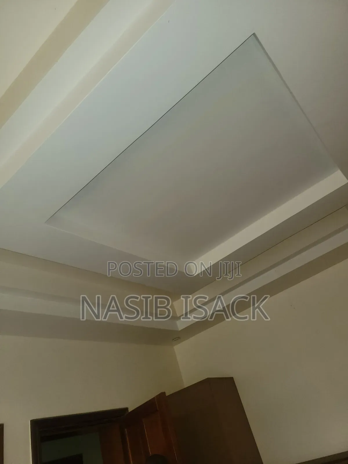 Furnished 8bdrm Apartment in Buswelu for sale