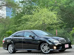 Toyota Crown 2011 Black
