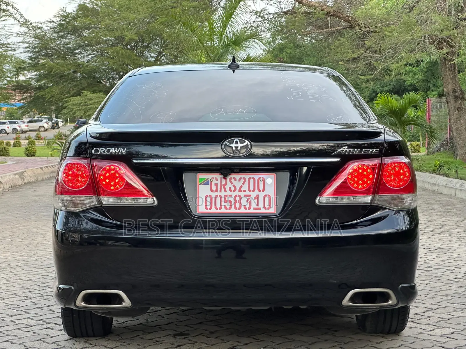 Toyota Crown 2011 Black