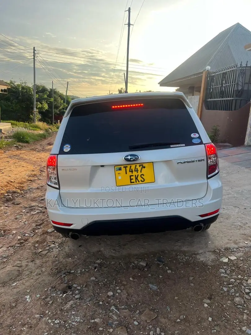 Subaru Forester 2011 White