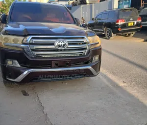Toyota Land Cruiser 2015 Black