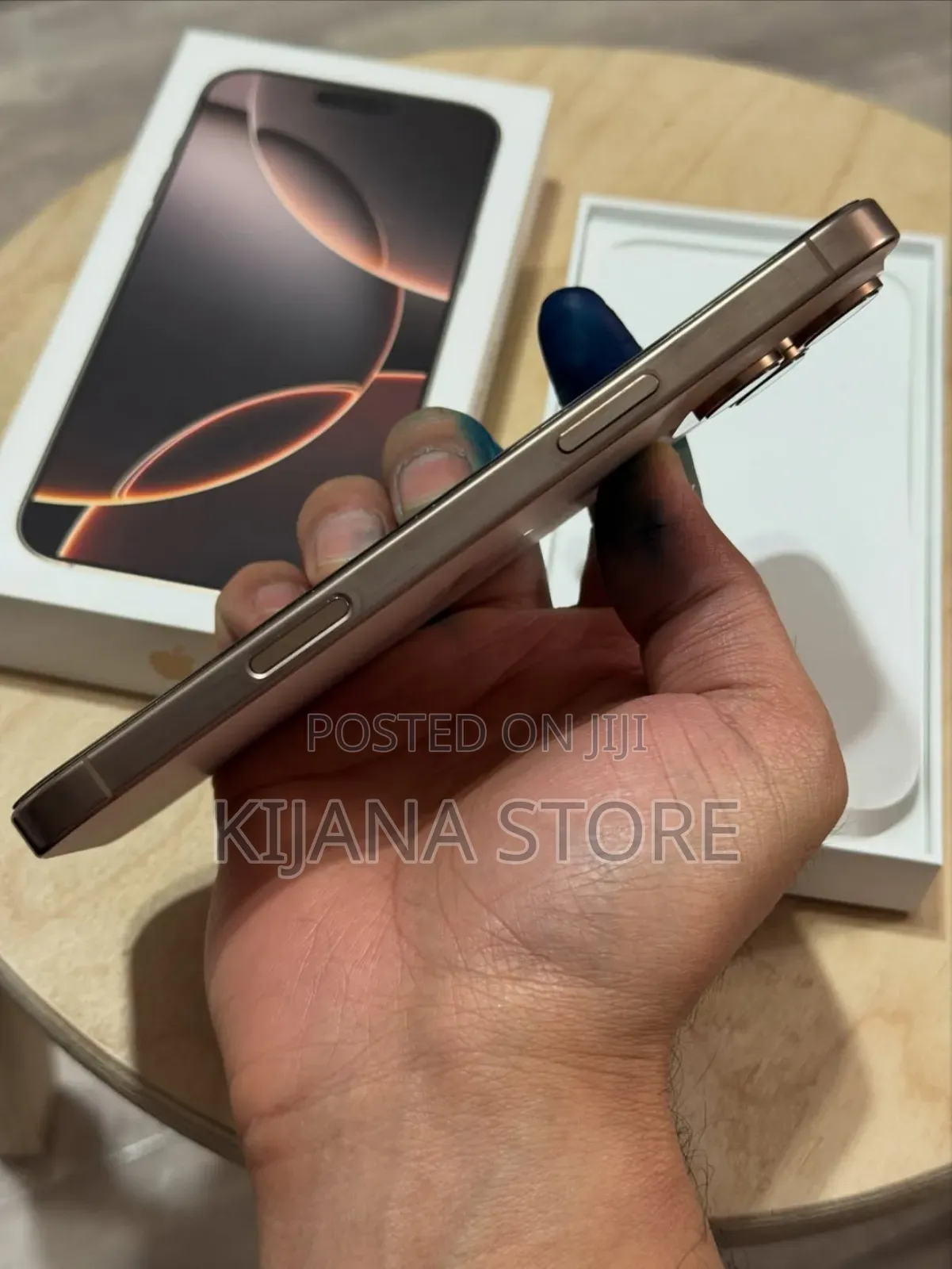 New Apple iPhone 16 Pro Max 256 GB Gold
