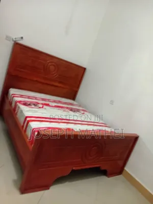 Kitanda Mbao 5x6 Na Godoro Spring Inch 8