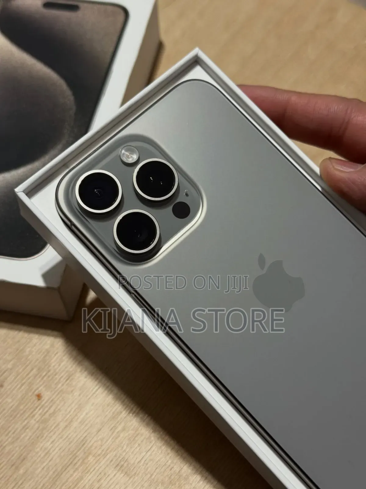 New Apple iPhone 15 Pro Max 256 GB Silver