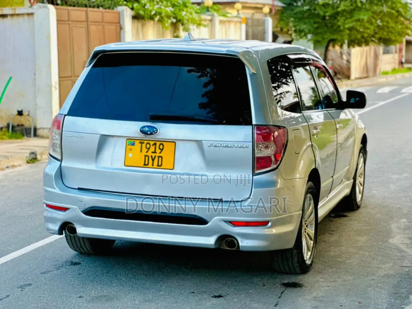 Subaru Forester 2011 Silver