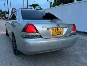 Toyota Mark II 2004 Silver
